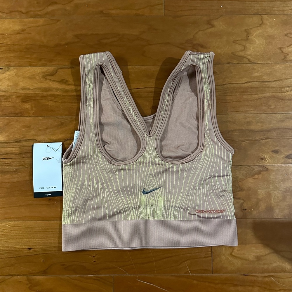 Yoga Top - Picture 3 of 3